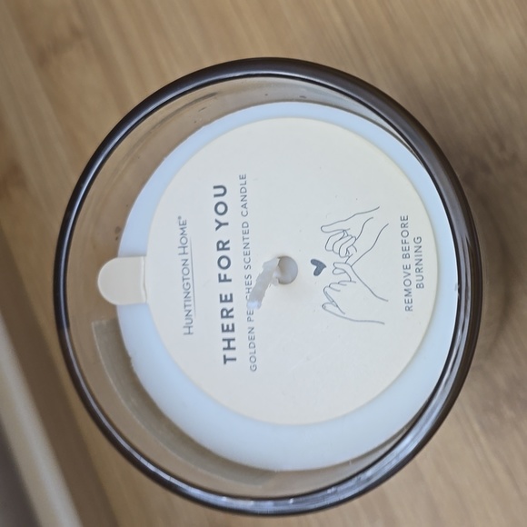 New Huntington Home 8oz candle There for you - Picture 2 of 3